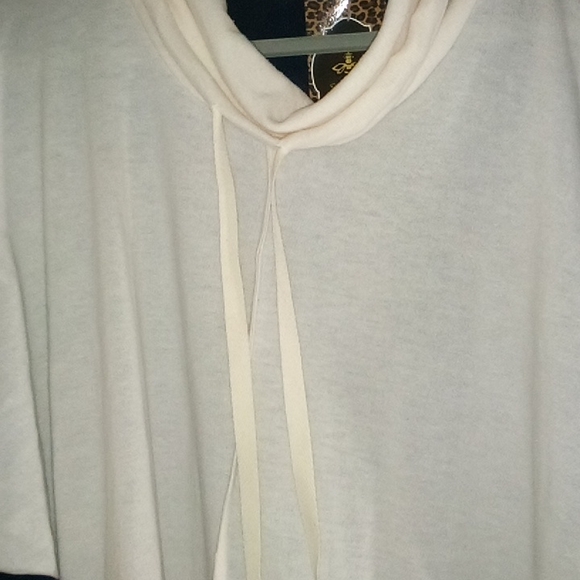 TWENTY SECOND soft drawstring sweater, multicolor size 12 - Picture 4 of 5